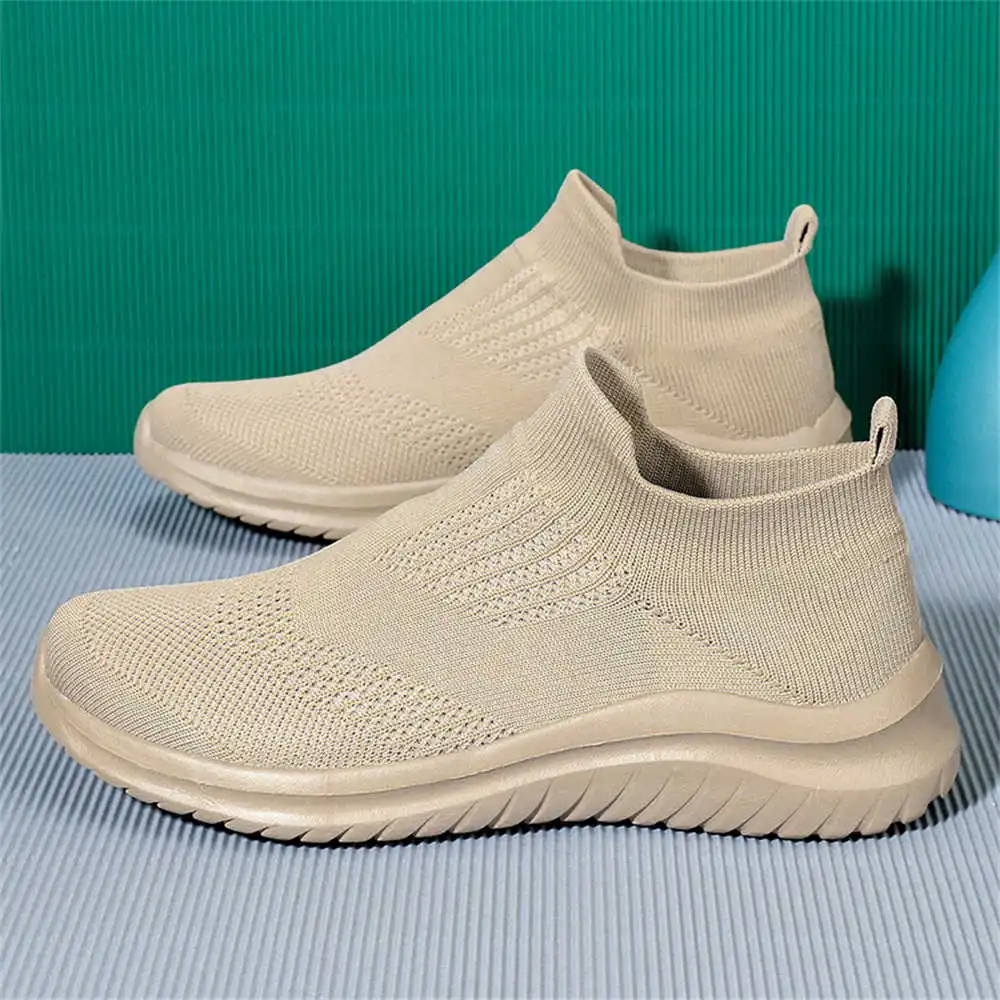 Beige Soft New Novelty Tennis  - đánh giá và giá Streetwear Brand In Vietnam